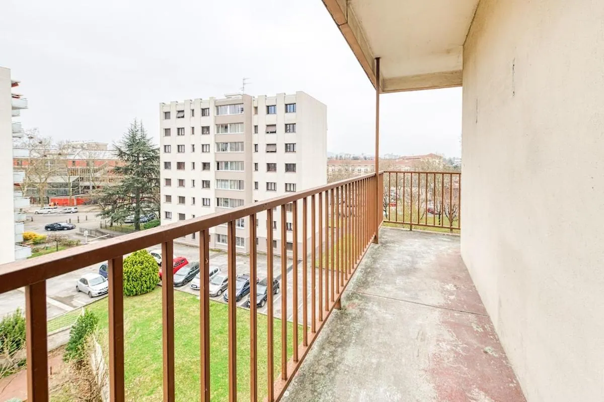Magnificent Apartment, 4 Bedrooms, Fiber Wifi Grenoble France