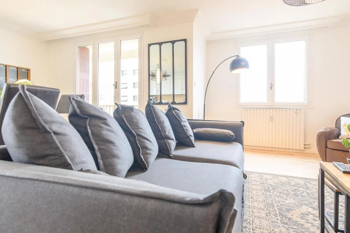 Magnificent Apartment, 4 Bedrooms, Fiber Wifi Grenoble Appartement