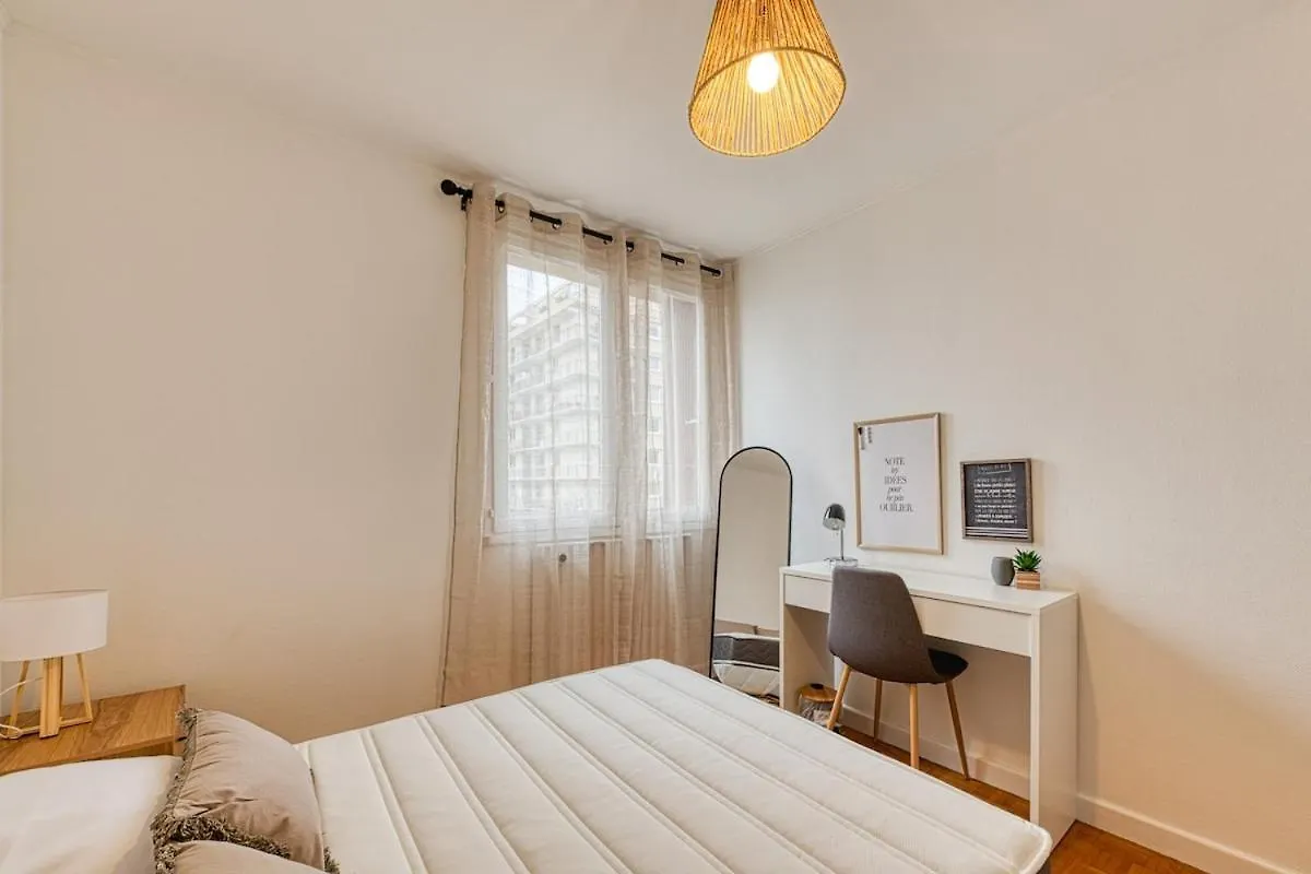 Magnificent Apartment, 4 Bedrooms, Fiber Wifi Grenoble 0*,