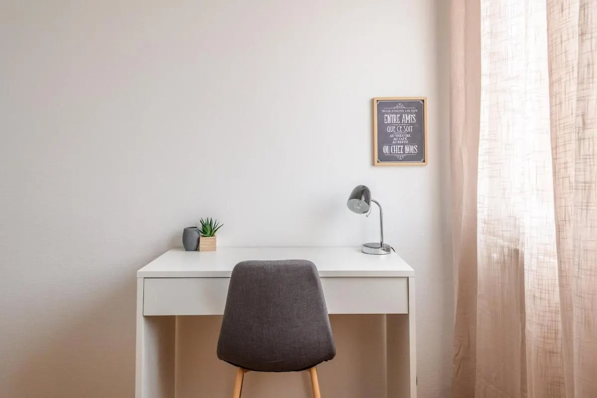 Magnificent Apartment, 4 Bedrooms, Fiber Wifi Grenoble