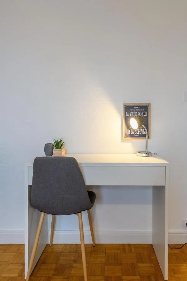 Magnificent Apartment, 4 Bedrooms, Fiber Wifi Grenoble