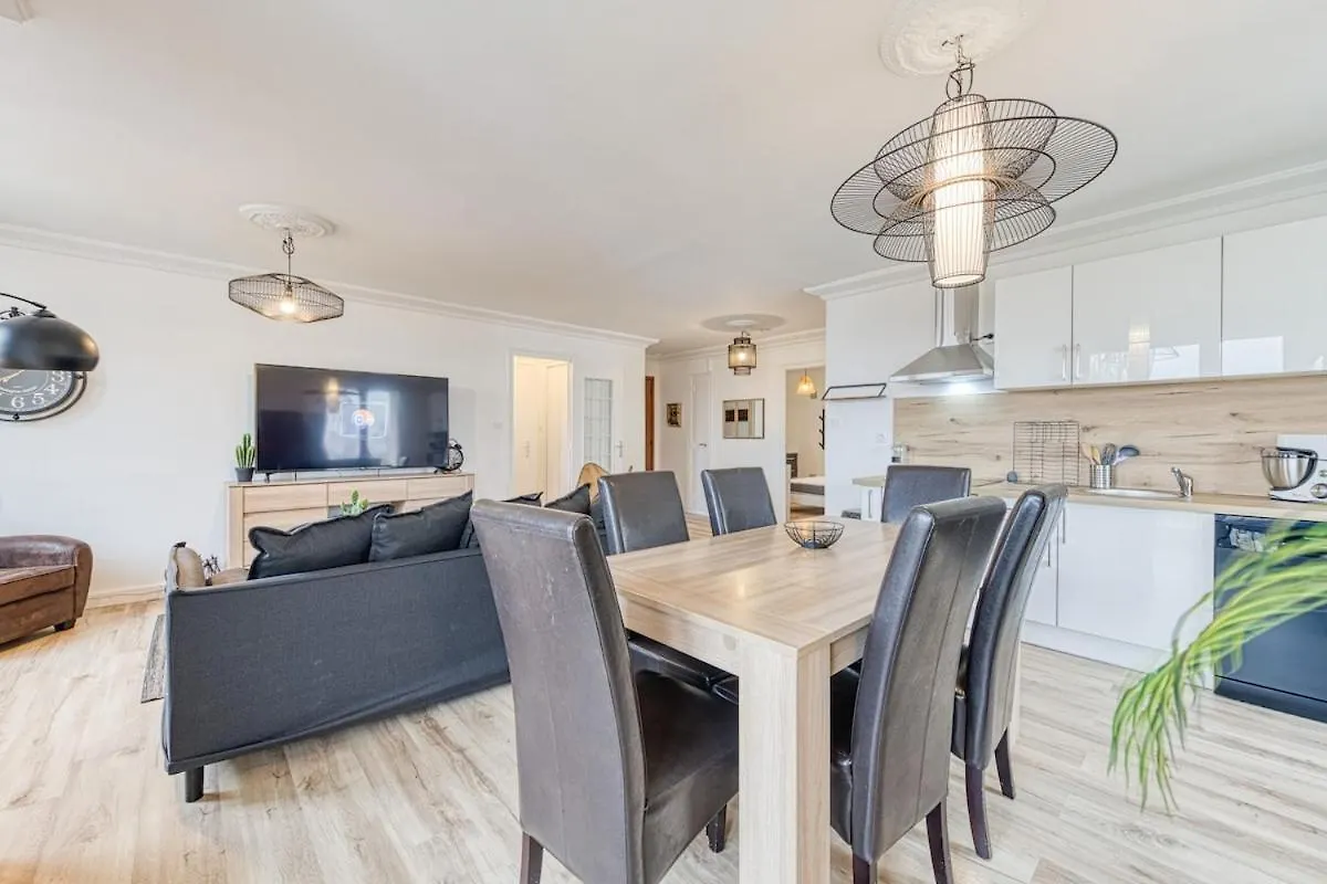 Magnificent Apartment, 4 Bedrooms, Fiber Wifi Grenoble