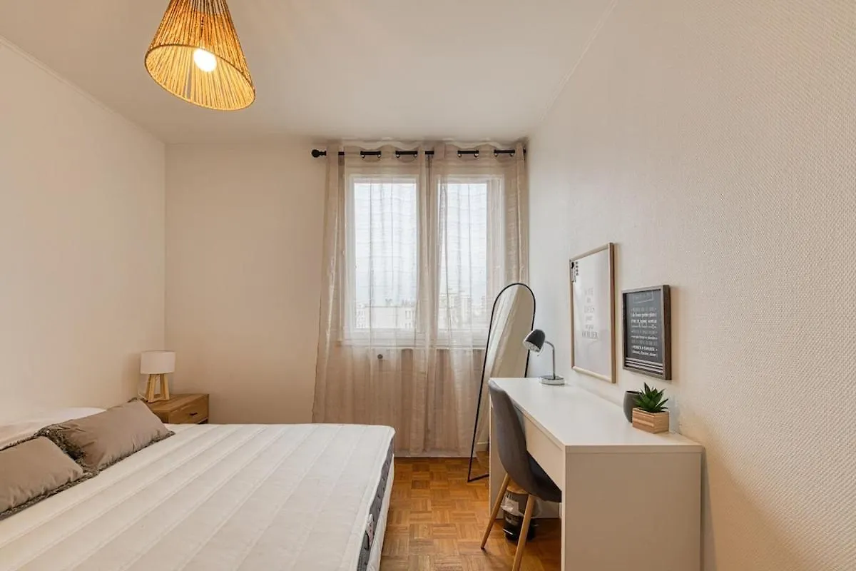 Magnificent Apartment, 4 Bedrooms, Fiber Wifi Grenoble Appartement